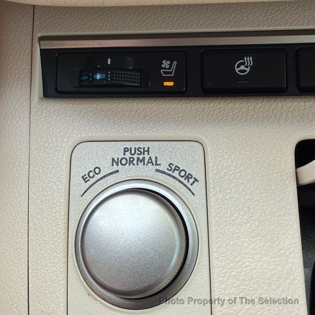 2014 Lexus ES 350 4dr Sedan - 23050050 - 32