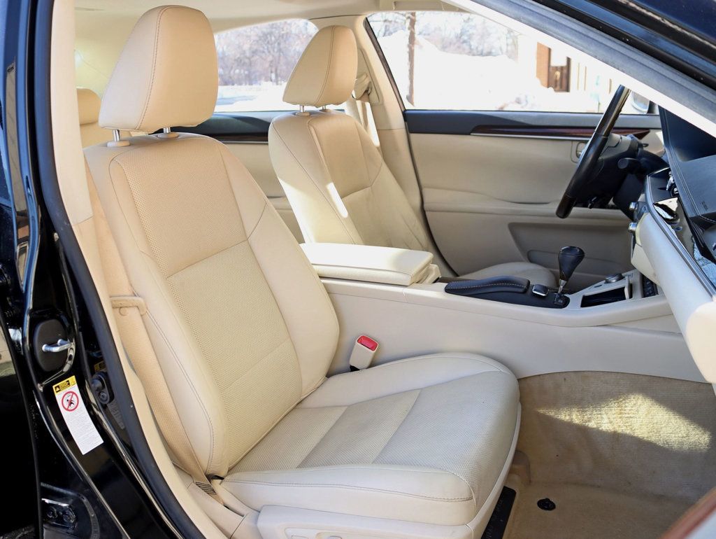 2014 Lexus ES 350 4dr Sedan Luxury / Navigation Pkg - 22960180 - 22