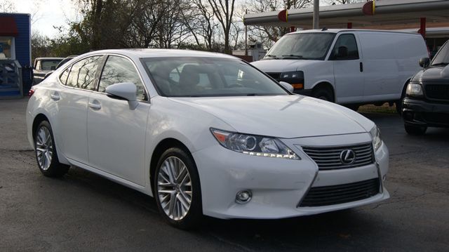 2014 Lexus ES 350 JUST SERVICED, VERY CLEAN INSIDE AND OUT  - 22956150 - 11