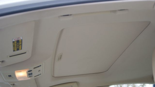 2014 Lexus ES 350 JUST SERVICED, VERY CLEAN INSIDE AND OUT  - 22956150 - 29