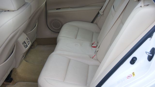 2014 Lexus ES 350 JUST SERVICED, VERY CLEAN INSIDE AND OUT  - 22956150 - 31