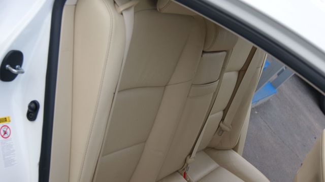 2014 Lexus ES 350 JUST SERVICED, VERY CLEAN INSIDE AND OUT  - 22956150 - 38