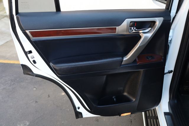 2014 Lexus GX 460 4WD 4dr - 22969257 - 16