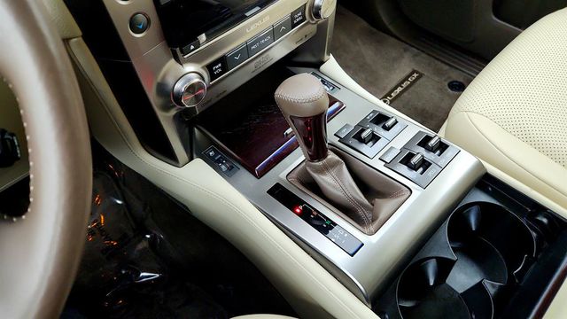 2014 Lexus GX 460 4WD 4dr Luxury w/ Driver Support Package - 23023491 - 16