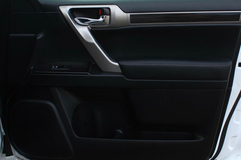 2014 Lexus GX 460 Base photo 6
