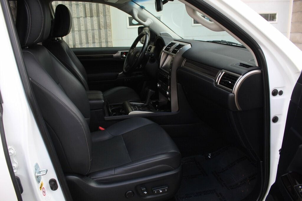2014 Lexus GX 460 Base photo 8