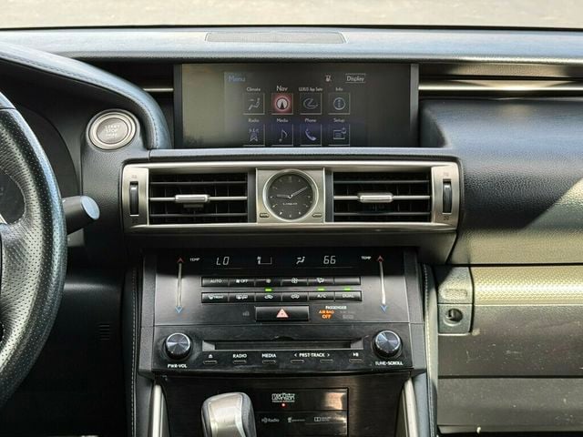 2014 Lexus IS 250 4dr Sport Sedan Automatic AWD - 23037147 - 21