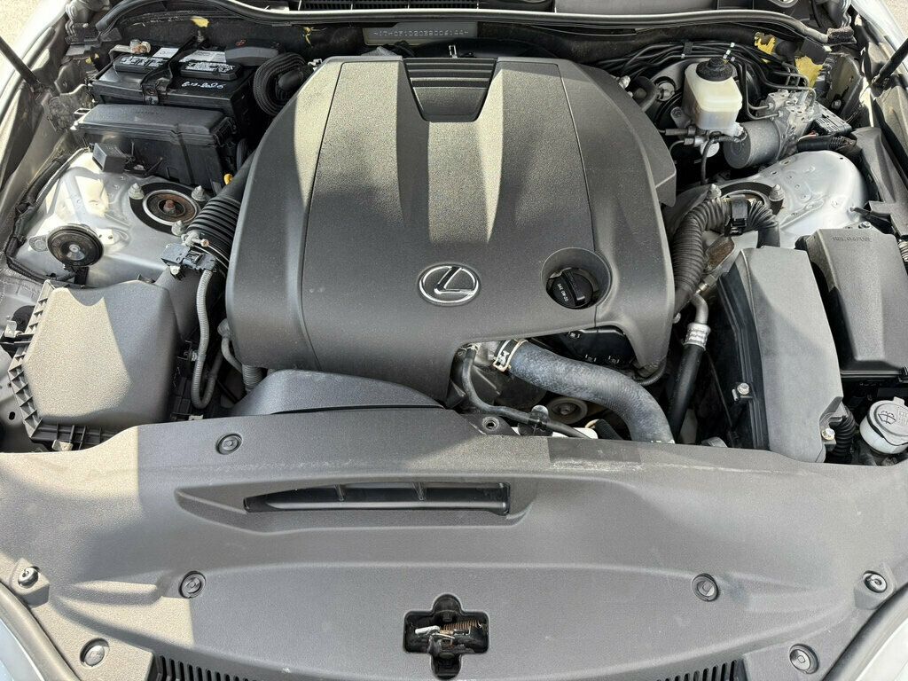 2014 Lexus IS 250 4dr Sport Sedan Automatic AWD - 23037147 - 29