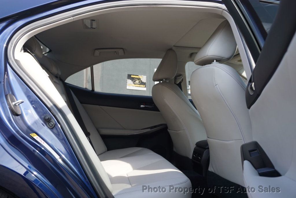 2014 Lexus IS 250 4dr Sport Sedan Automatic AWD NAVI REAR CAM HOT&COOLED SEATS - 22341562 - 12