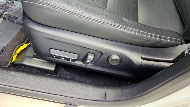 2014 Lexus IS 250 4dr Sport Sedan Automatic AWD with Navigation & Premium Packages - 22961392 - 11