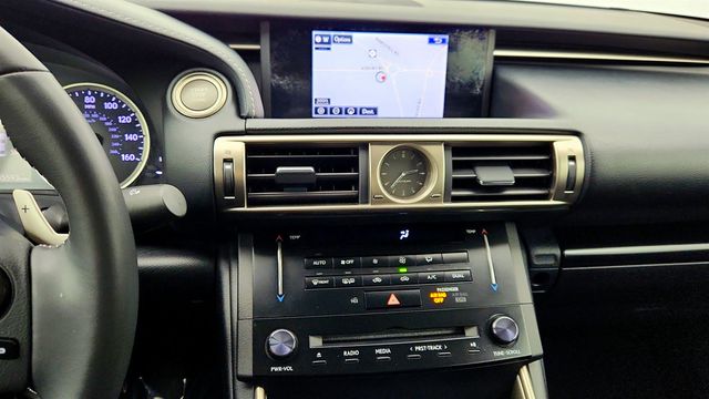 2014 Lexus IS 250 4dr Sport Sedan Automatic AWD with Navigation & Premium Packages - 22961392 - 17