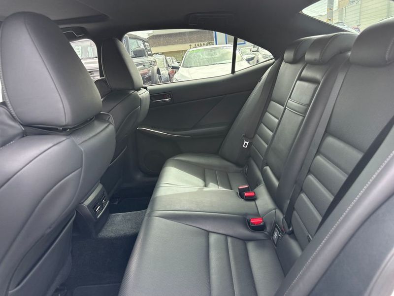 2014 Lexus IS 250 4dr Sport Sedan Automatic RWD - 22950230 - 13