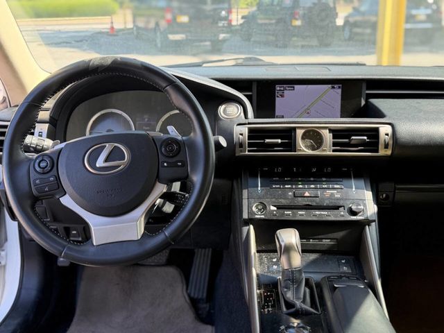 2014 Lexus IS 250 4dr Sport Sedan Automatic RWD - 23027360 - 11