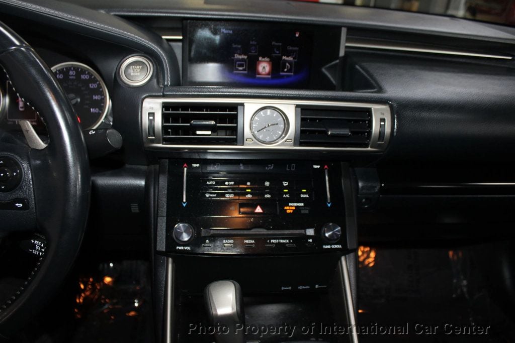 2014 Lexus IS 250 photo 18