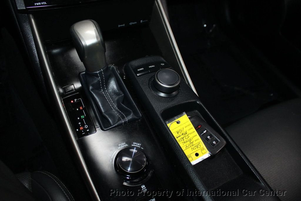 2014 Lexus IS 250 photo 20