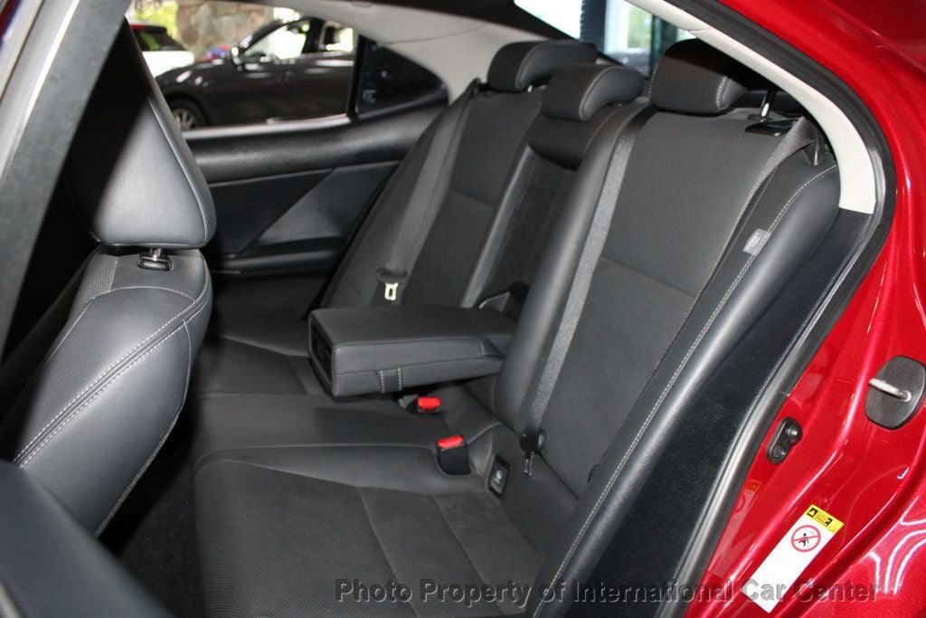 2014 Lexus IS 250 photo 23