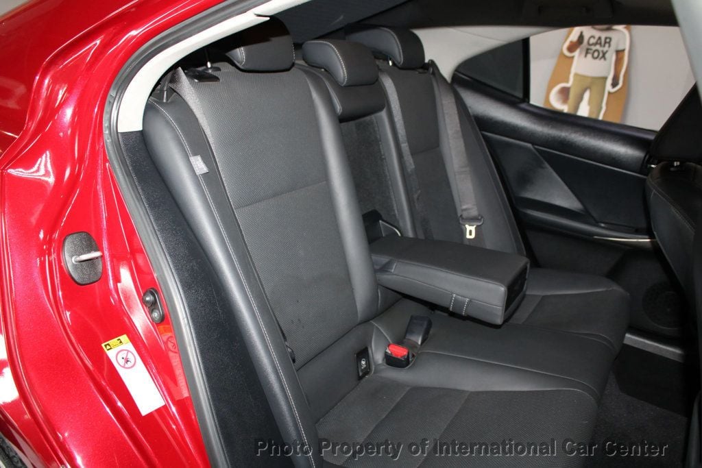 2014 Lexus IS 250 photo 29