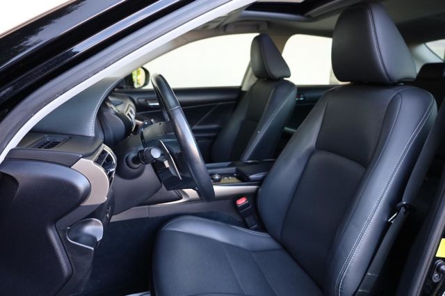 2014 Lexus IS 250 4dr Sport Sedan Automatic RWD - 23029761 - 14