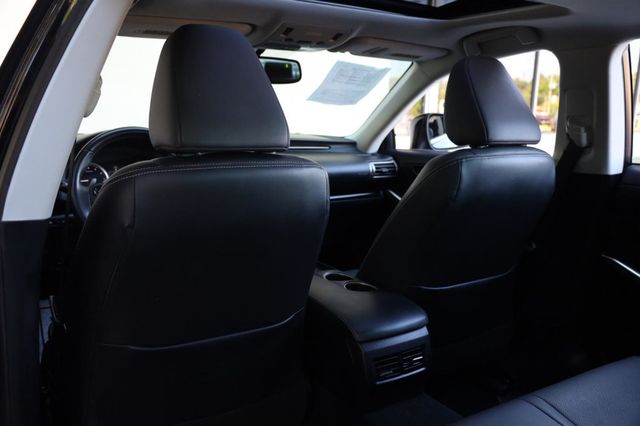 2014 Lexus IS 250 4dr Sport Sedan Automatic RWD - 23029761 - 18