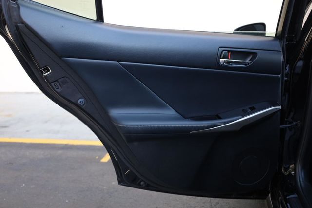 2014 Lexus IS 250 4dr Sport Sedan Automatic RWD - 23029761 - 19