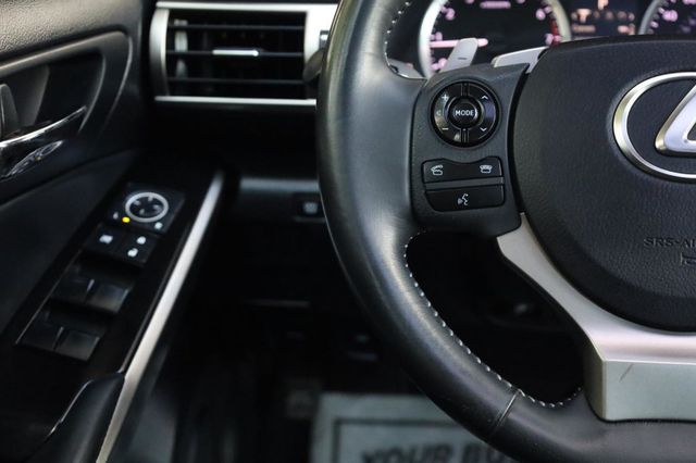 2014 Lexus IS 250 4dr Sport Sedan Automatic RWD - 23029761 - 31