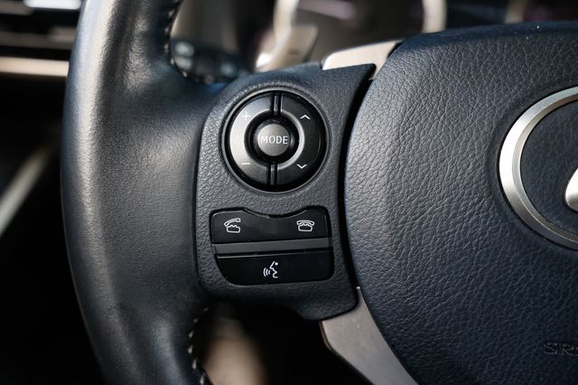 2014 Lexus IS 250 4dr Sport Sedan Automatic RWD - 22973260 - 29