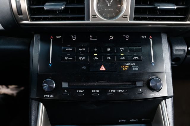 2014 Lexus IS 250 4dr Sport Sedan Automatic RWD - 22973260 - 36