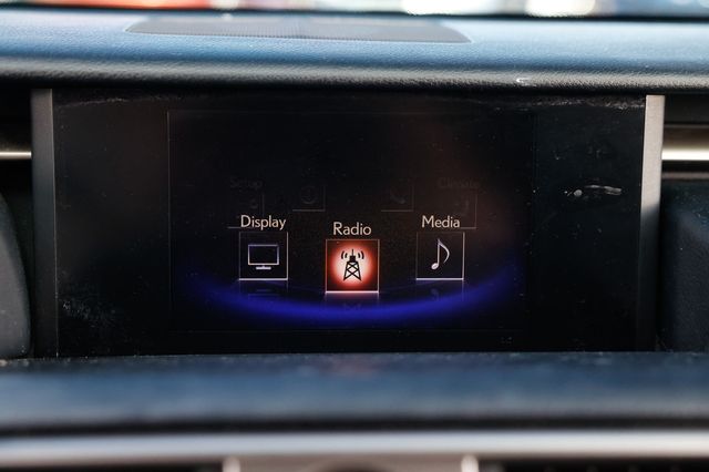 2014 Lexus IS 250 4dr Sport Sedan Automatic RWD - 22973260 - 38