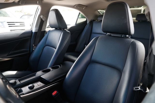 2014 Lexus IS 250 4dr Sport Sedan Automatic RWD - 22973260 - 8