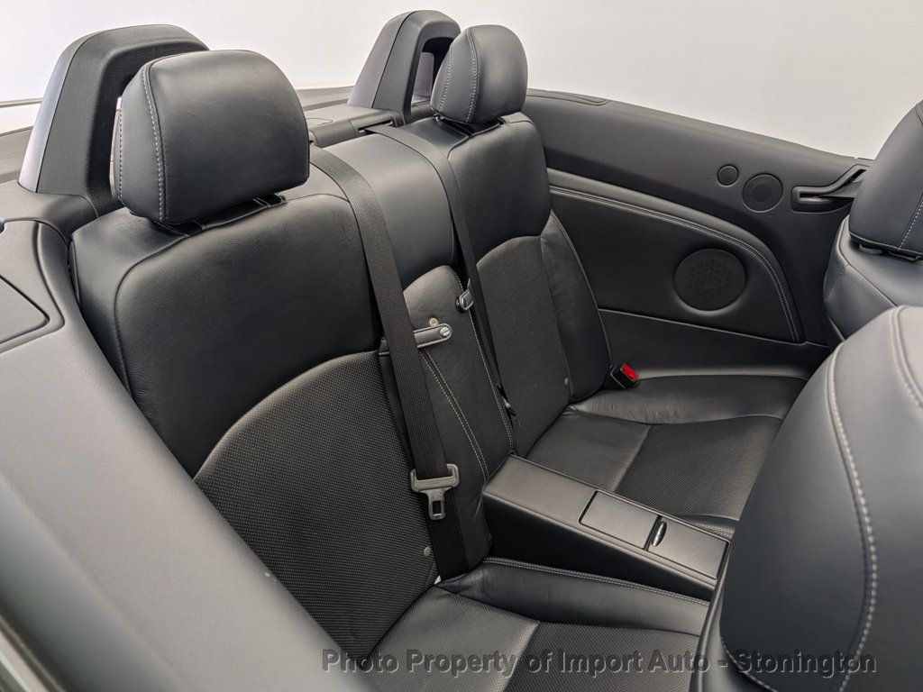 2014 Lexus IS 250C photo 17