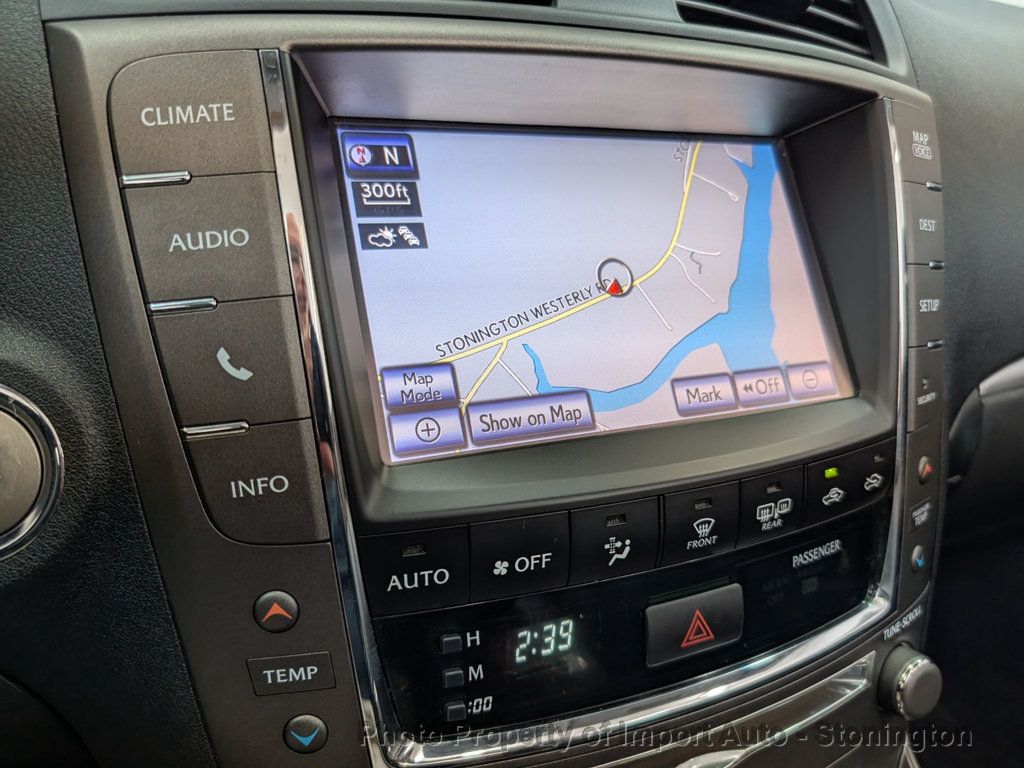 2014 Lexus IS 250C photo 21