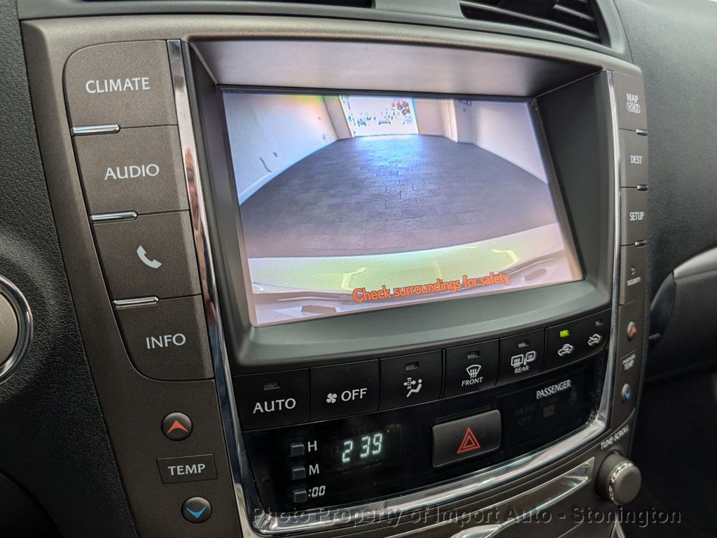 2014 Lexus IS 250C photo 22