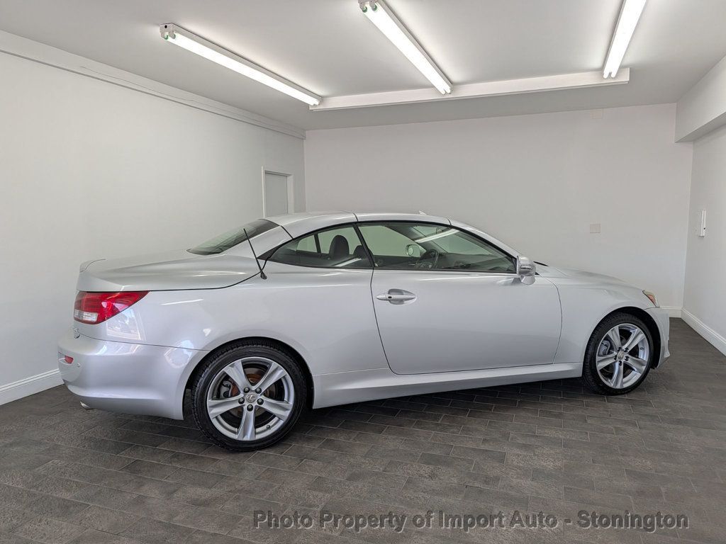 2014 Lexus IS 250C photo 25