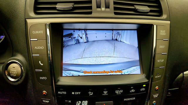 2014 Lexus IS 250C 2dr Convertible w/ Luxury & Navigation System Pkgs + 18'' Wheels - 22969038 - 22