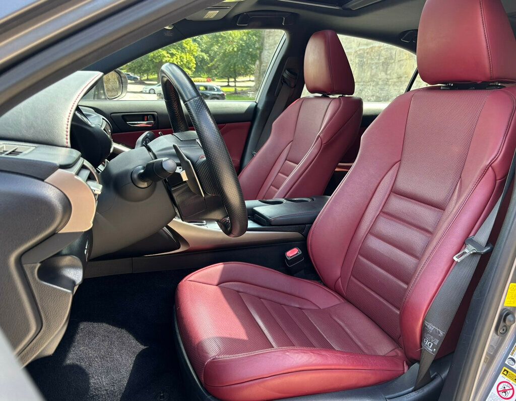 2014 Lexus IS 350 photo 3