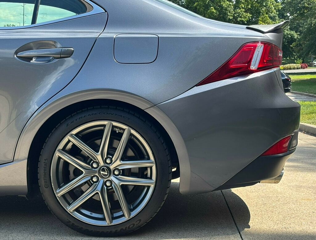2014 Lexus IS 350 photo 28