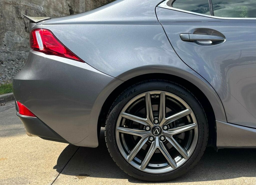 2014 Lexus IS 350 photo 29