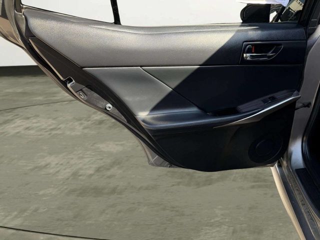 2014 Lexus IS 350 4dr Sedan AWD - 22983766 - 18