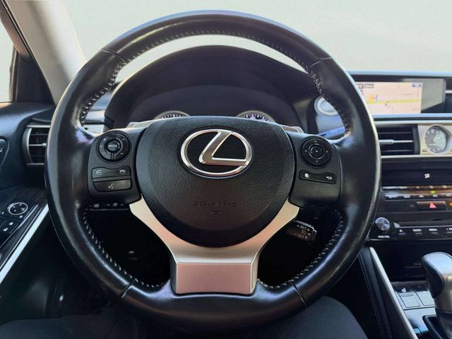 2014 Lexus IS 350 4dr Sedan AWD - 22983766 - 33