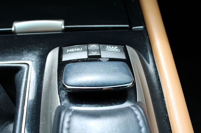 2014 Lexus LS 460 4dr Sedan RWD - 23079831 - 37