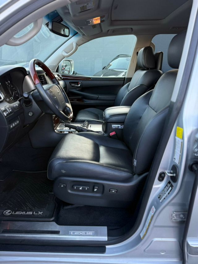 2014 Lexus LX 570 4WD 4dr - 23027751 - 6