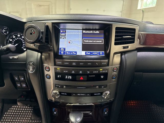 2014 Lexus LX 570 4WD 4dr - 23019933 - 22