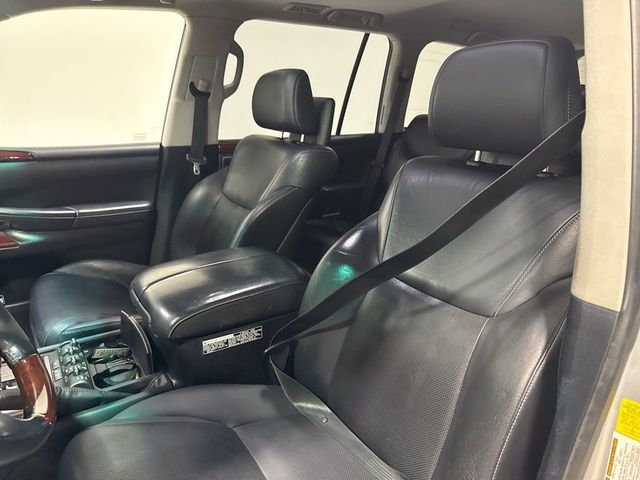 2014 Lexus LX 570 4WD 4dr - 23019933 - 36