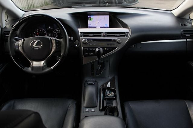 2014 Lexus RX 350 ONE OWNER AWD W/ HTD/COOLED SEATS, MOONROOF, NAVIGATION - 23066477 - 11