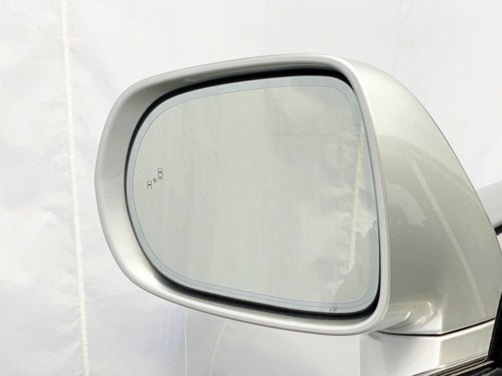 2014 Lexus RX 450h FWD 4dr - 22928333 - 15