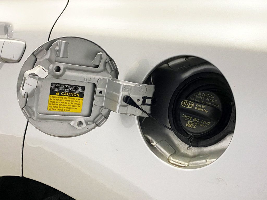 2014 Lexus RX 450h FWD 4dr - 22928333 - 19