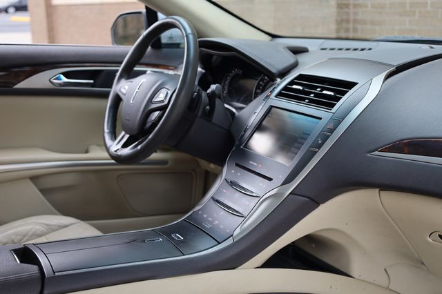 2014 Lincoln MKZ 4dr Sedan FWD w/ Tech Pkg! - 22958266 - 27