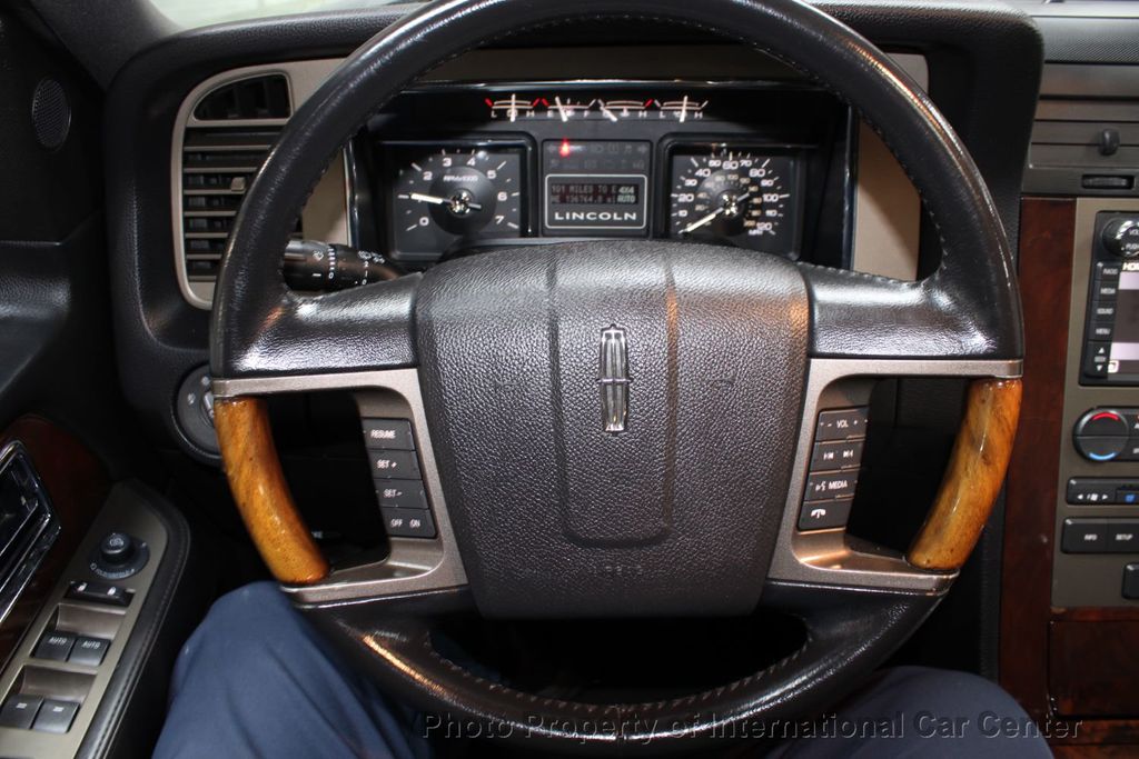 2014 Lincoln Navigator Clean Carfax  - 22286260 - 18