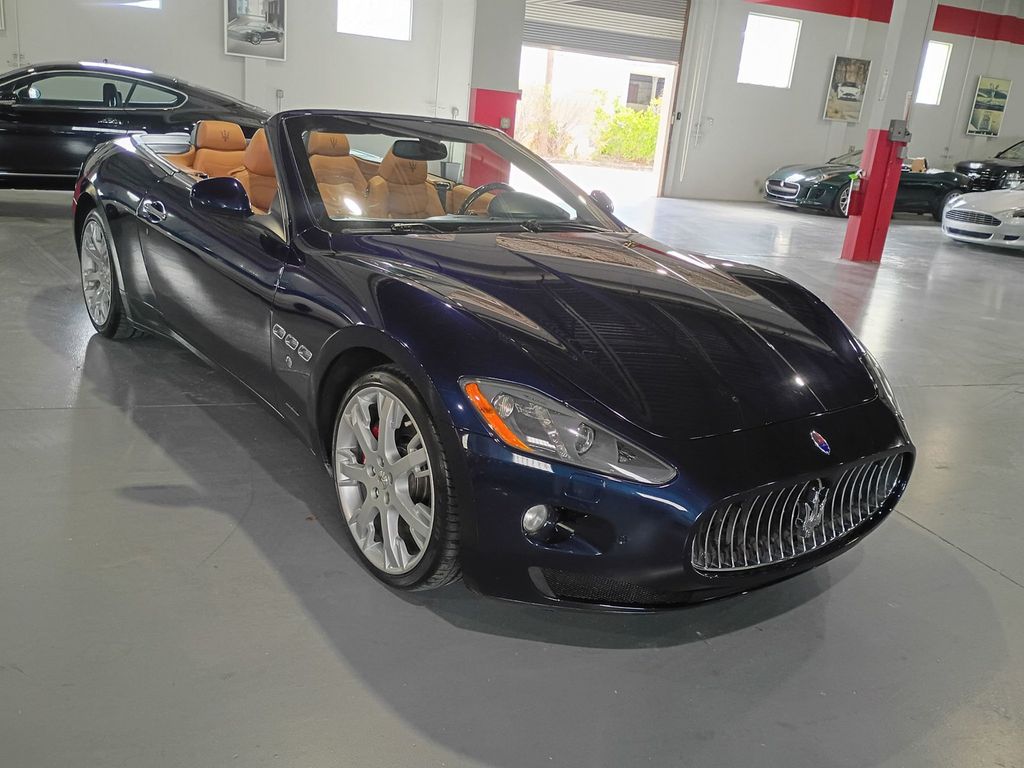 2014 Maserati GranTurismo Convertible 2dr Clean Carfax - 23093279 - 10