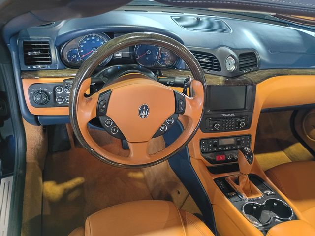 2014 Maserati GranTurismo Convertible 2dr Clean Carfax - 23093279 - 18